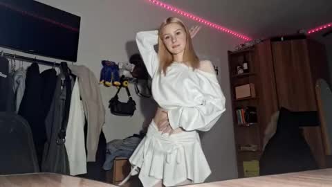 Snapshot of ilianamessersmith chatting on 15, 2, 2026 ShyLuna online show from 15, 2, 2026