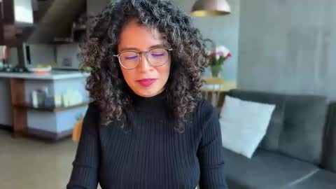 Kloe online show from 19, 2, 2025