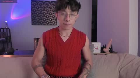 Snapshot of im__thomas chatting on 18, 12, 2025 IM THOMAS online show from 18, 12, 2025