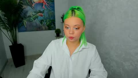 Roxy online show from 8, 2, 2026