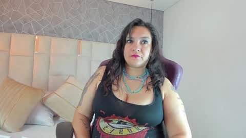 Snapshot of im_alaya chatting on 5, 2, 2025 Alaya online show from 5, 2, 2025