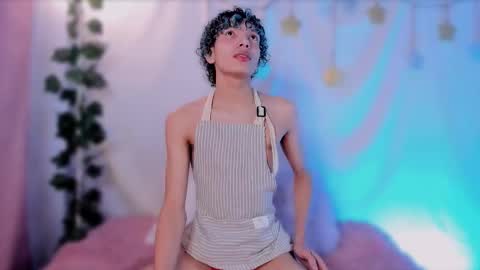 Alejo independent model   online show from 22, 10, 2025