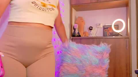 im_anna_ online show from 4, 4, 2026