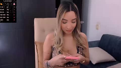 Snapshot of im_grecia chatting on 11, 12, 2024 Grecia online show from 11, 12, 2024