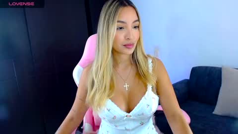 Snapshot of im_grecia chatting on 26, 6, 2026 Grecia online show from 26, 6, 2026
