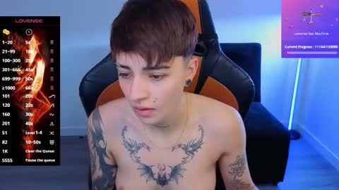 Snapshot of im_laia_ chatting on 8, 9, 2025 Laia online show from 8, 9, 2025