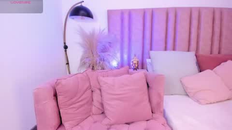 Snapshot of im_lily_ chatting on 13, 6, 2026 Lilyy online show from 13, 6, 2026