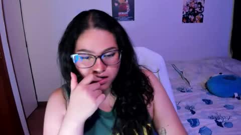 mei mei uwu online show from 19, 12, 2025