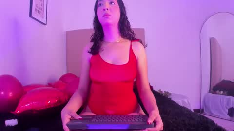 im tiffany  online show from 16, 2, 2026