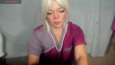 ella may online show from 9, 10, 2025