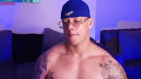 Snapshot of imconor chatting on 15, 5, 2026 imconor online show from 15, 5, 2026
