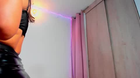 Dayana  online show from 17, 12, 2024