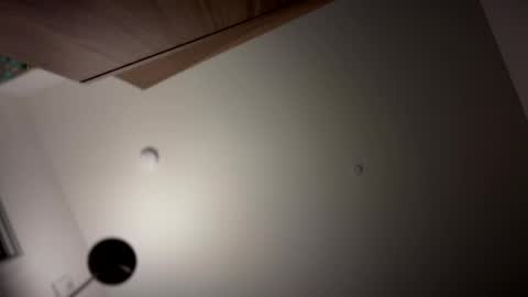 imlightskn online show from 26, 2, 2025