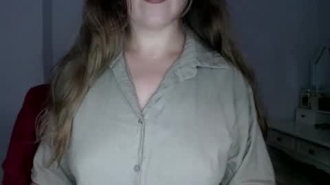 Snapshot of immouss chatting on 13, 9, 2025 Pola online show from 13, 9, 2025