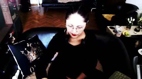 Empress online show from 7, 4, 2026