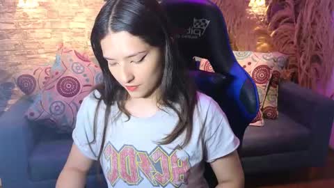 Karen  online show from 13, 11, 2025