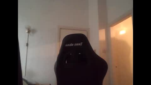 Snapshot of imstillfish chatting on 29, 9, 2025 imstillfish online show from 29, 9, 2025