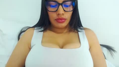 imsweetlips online show from 3, 5, 2026