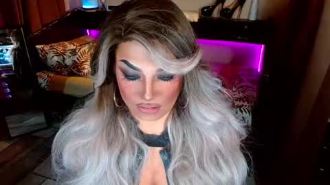 Snapshot of imurwildtruequeen chatting on 25, 6, 2026 QUEEN MADI online show from 25, 6, 2026