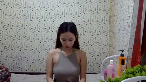 Snapshot of imyourgirl_vanessa26 chatting on 21, 6, 2026 Im sad because im lonely wish help me here online show from 21, 6, 2026
