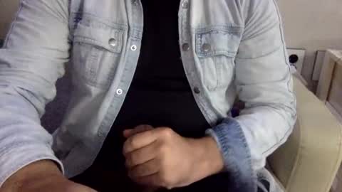 Inchesofhappiness7 online show from 10, 11, 2025