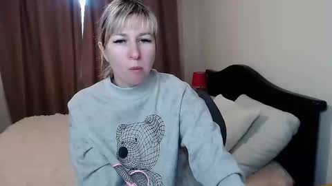 incredible_ariela online show from 9, 2, 2025