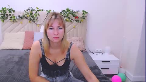 incredible_ariela online show from 16, 9, 2025
