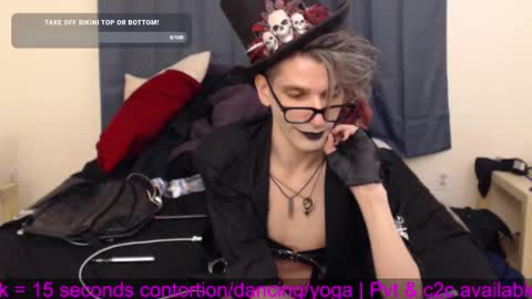 Snapshot of incubussy_x chatting on 9, 1, 2025 Incubussy X online show from 9, 1, 2025