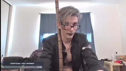 Snapshot of incubussy_x chatting on 11, 1, 2025 Incubussy X online show from 11, 1, 2025