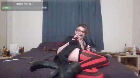 Snapshot of incubussy_x chatting on 11, 2, 2025 Incubussy X online show from 11, 2, 2025