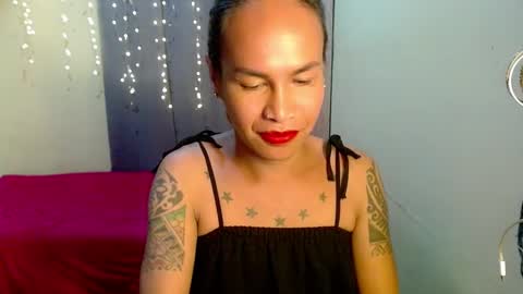 Snapshot of indaypakay_ts chatting on 22, 12, 2024 Pakay online show from 22, 12, 2024