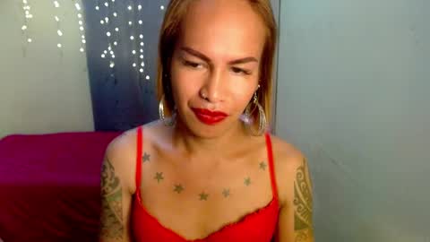 Snapshot of indaypakay_ts chatting on 24, 12, 2024 Pakay online show from 24, 12, 2024