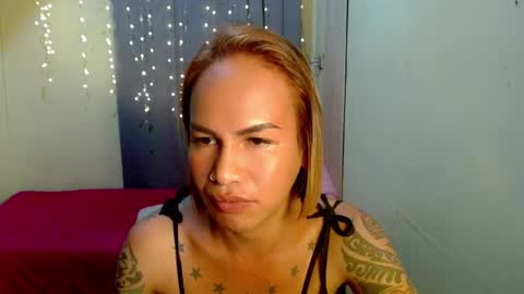 Snapshot of indaypakay_ts chatting on 24, 12, 2024 Pakay online show from 24, 12, 2024