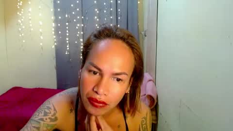 Snapshot of indaypakay_ts chatting on 4, 2, 2025 Pakay online show from 4, 2, 2025