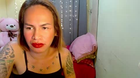 Snapshot of indaypakay_ts chatting on 20, 2, 2025 Pakay online show from 20, 2, 2025