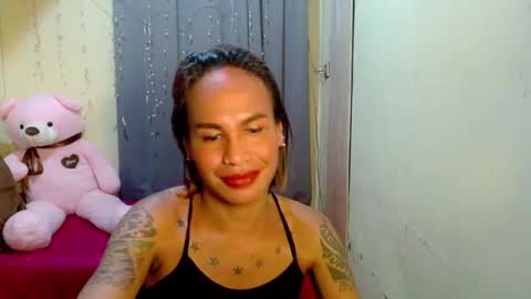 Snapshot of indaypakay_ts chatting on 5, 3, 2025 Pakay online show from 5, 3, 2025