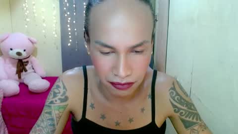 Snapshot of indaypakay_ts chatting on 11, 9, 2025 Pakay online show from 11, 9, 2025