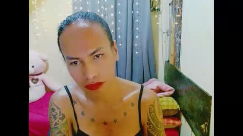 Snapshot of indaypakay_ts chatting on 11, 10, 2025 Pakay online show from 11, 10, 2025