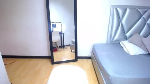 Snapshot of indian_whore18 chatting on 8, 3, 2025 indian_whore18 online show from 8, 3, 2025