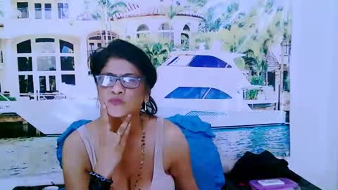 Femiez online show from 18, 1, 2025