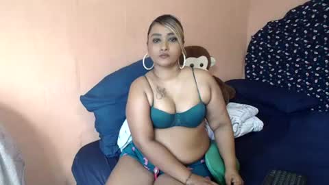 Snapshot of indianbeautymilf1 chatting on 6, 8, 2026 indianbeautymilf1 online show from 6, 8, 2026