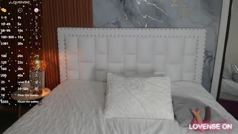 LITTLE AINHOA  online show from 30, 12, 2024