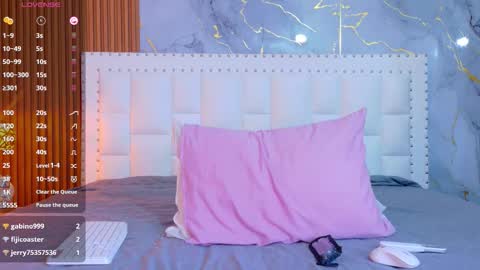 LITTLE AINHOA  online show from 14, 2, 2026