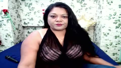 Snapshot of indiandelia chatting on 1, 10, 2025 indiandelia online show from 1, 10, 2025