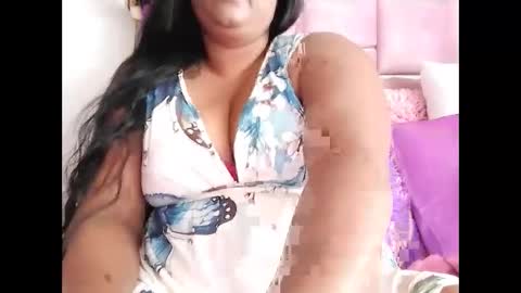 Snapshot of indiandelia chatting on 5, 10, 2025 indiandelia online show from 5, 10, 2025
