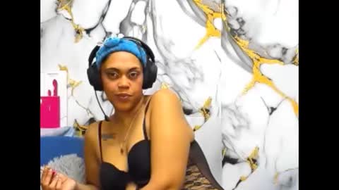 Snapshot of indiandesire4u69 chatting on 25, 5, 2026 Lia online show from 25, 5, 2026