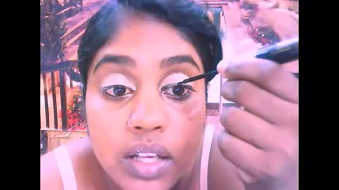 Snapshot of indiandiva27 chatting on 18, 2, 2026 indiandiva27 online show from 18, 2, 2026