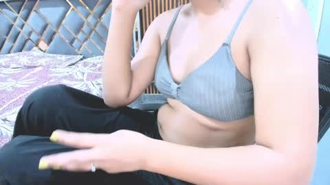 Snapshot of indiankittey chatting on 2, 6, 2026 indiankittey online show from 2, 6, 2026
