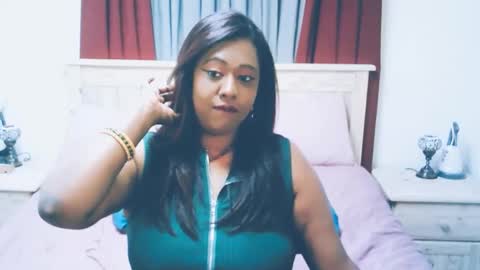 Amy online show from 28, 10, 2025