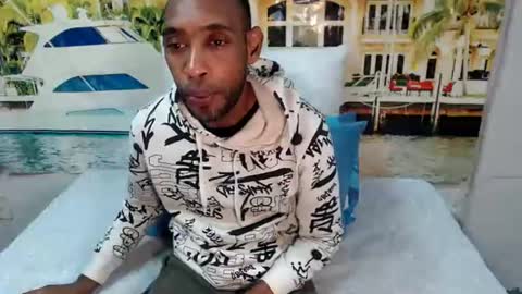 Snapshot of indianmagicmike69 chatting on 21, 6, 2026 indianmagicmike69 online show from 21, 6, 2026